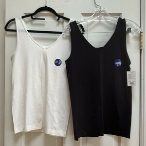 New black & white tank top-smoke free home